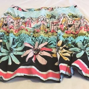 i,e BBW Woman’s Cottage & Flowers Skirt pre Loved Excellent condition! Size 22W